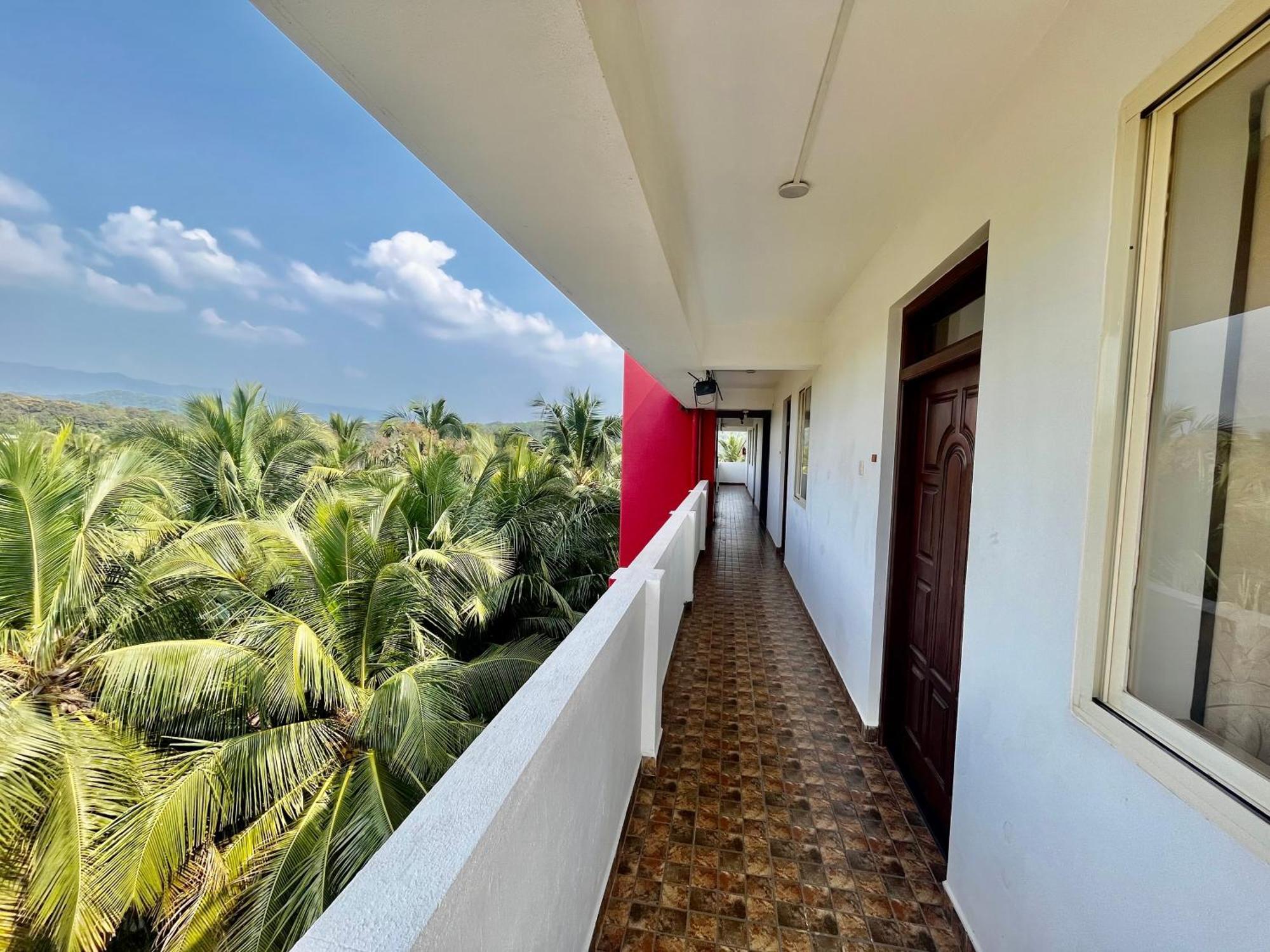 Hotel Martins Crest Patnem Beach Exterior foto